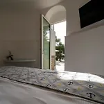 L'ara *