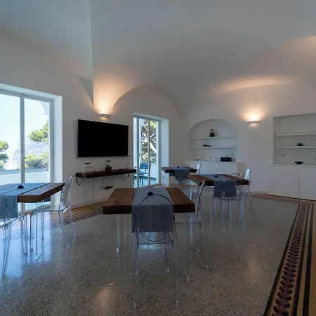 Bed and Breakfast L'ara Κάπρι