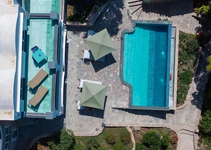 L'ara 住宿加早餐酒店 *