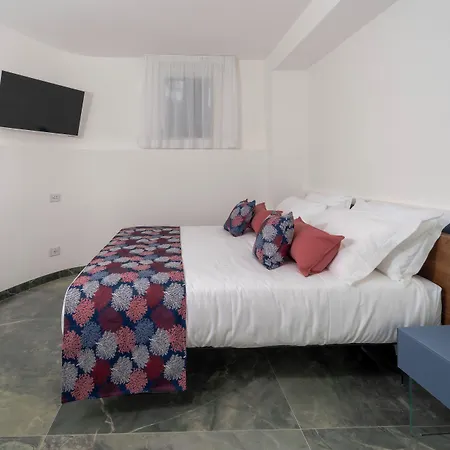 Alojamento de Acomodação e Pequeno-almoço L'ara Capri